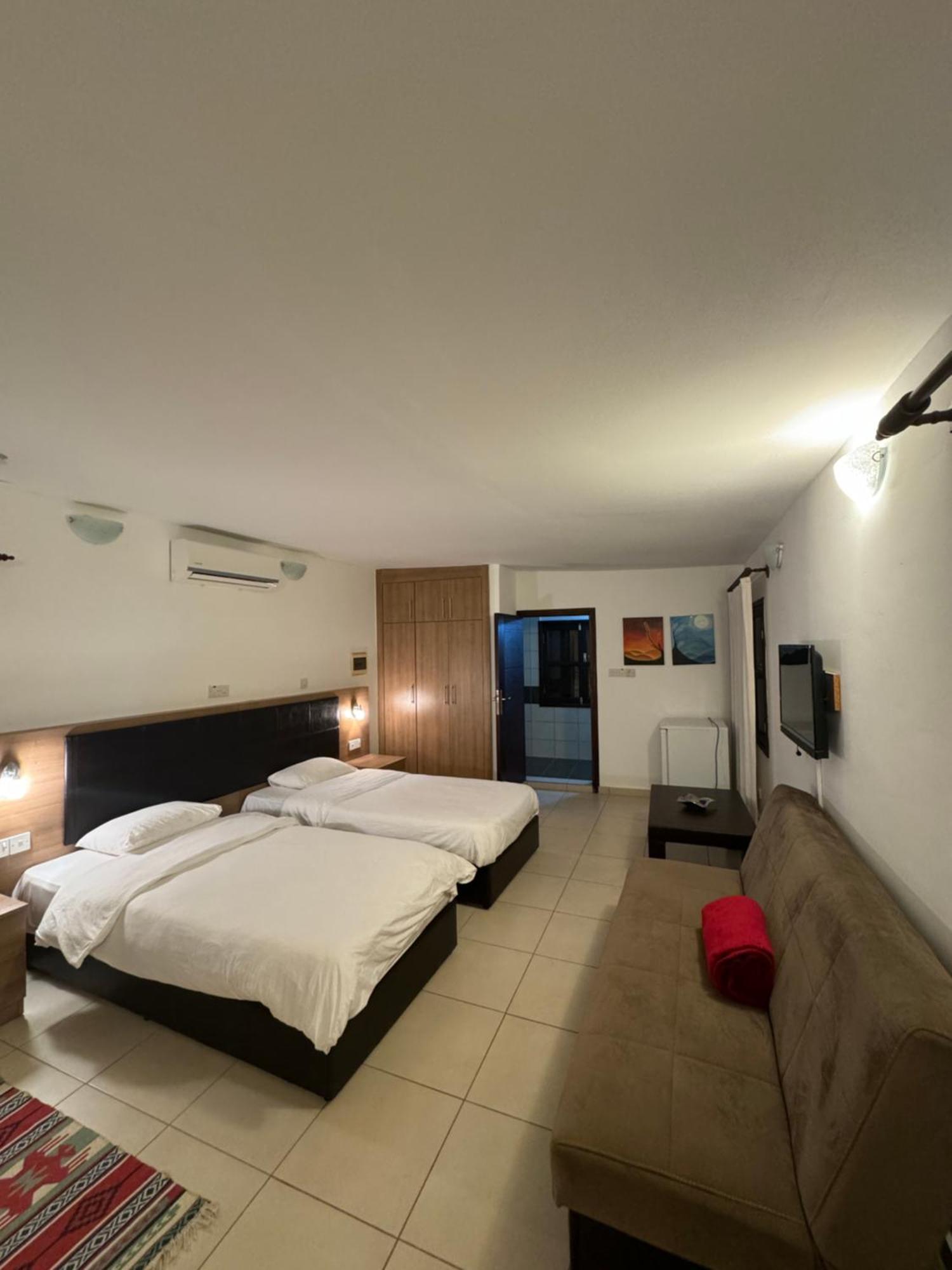 פמגוסטה Betul Guest House מראה חיצוני תמונה