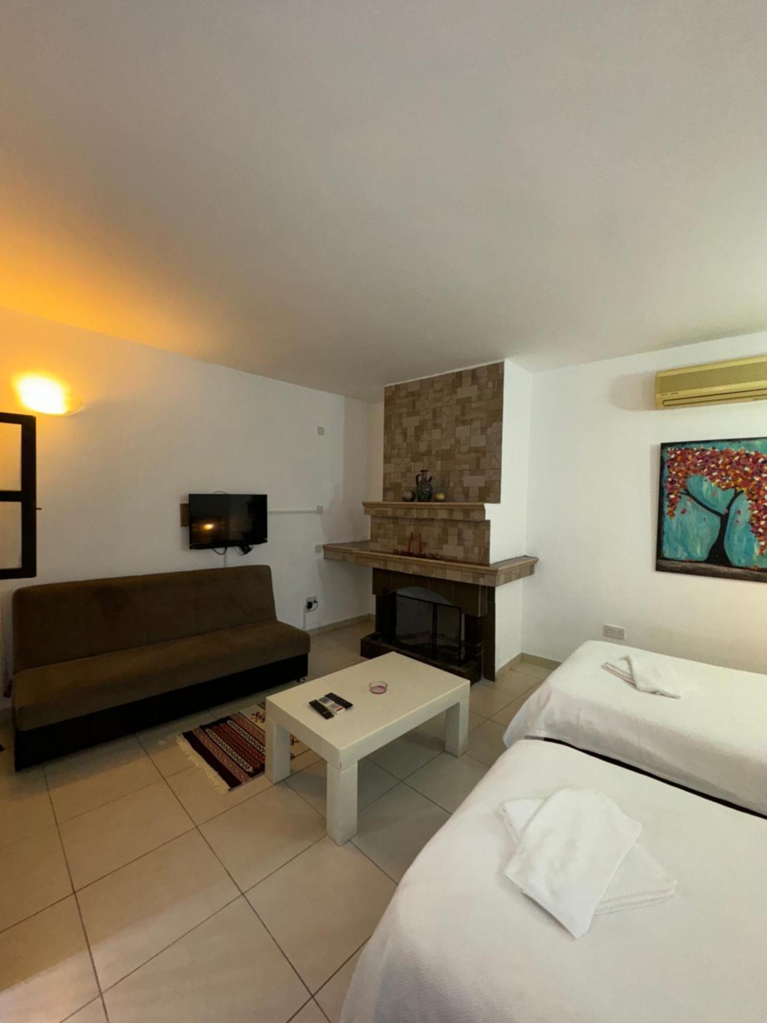 פמגוסטה Betul Guest House מראה חיצוני תמונה
